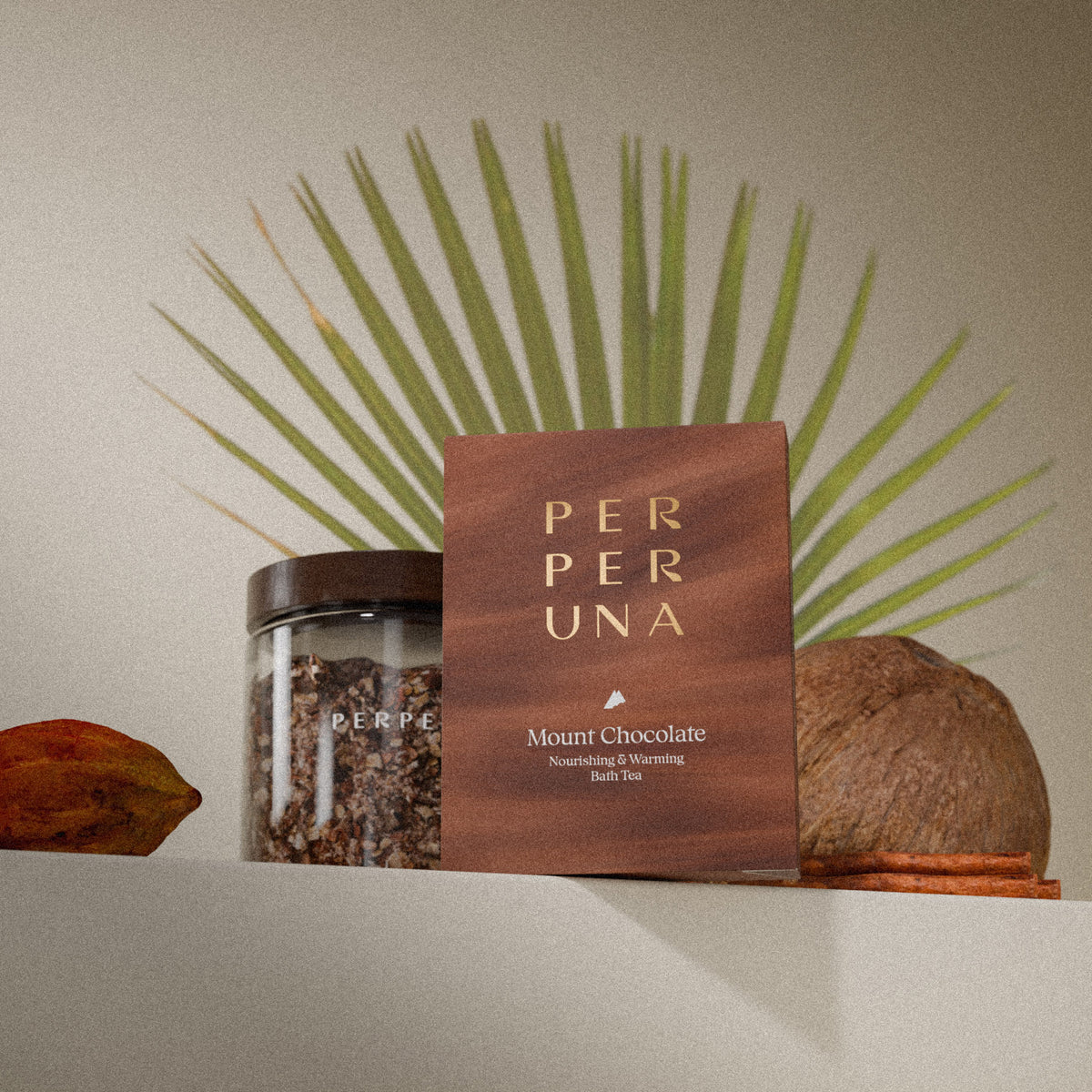 Mount Chocolate 50 g – Aromatický čaj do kúpeľa: balenie a pohár s čajom